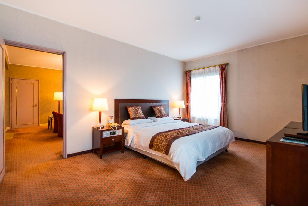 Shanghai International Airport Hotel Bagian luar foto