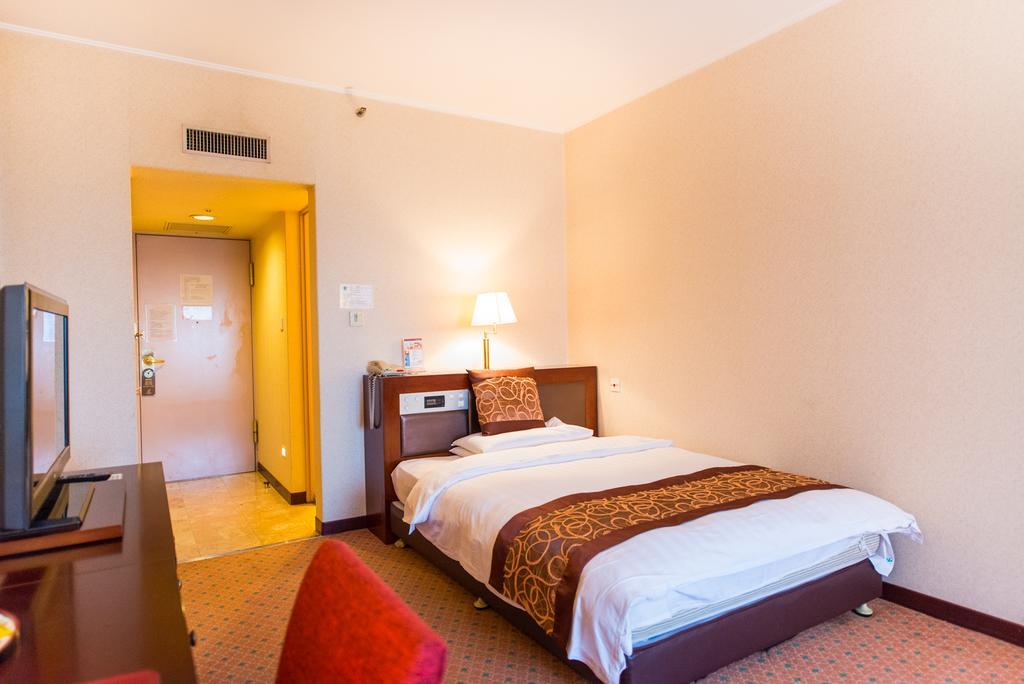 Shanghai International Airport Hotel Bagian luar foto
