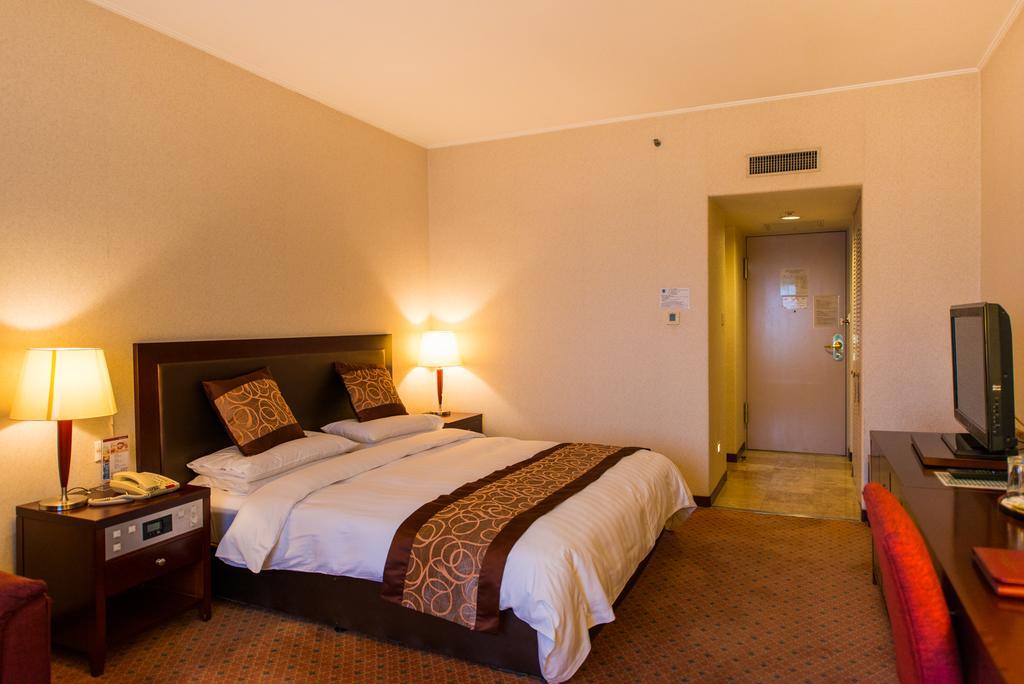 Shanghai International Airport Hotel Bagian luar foto